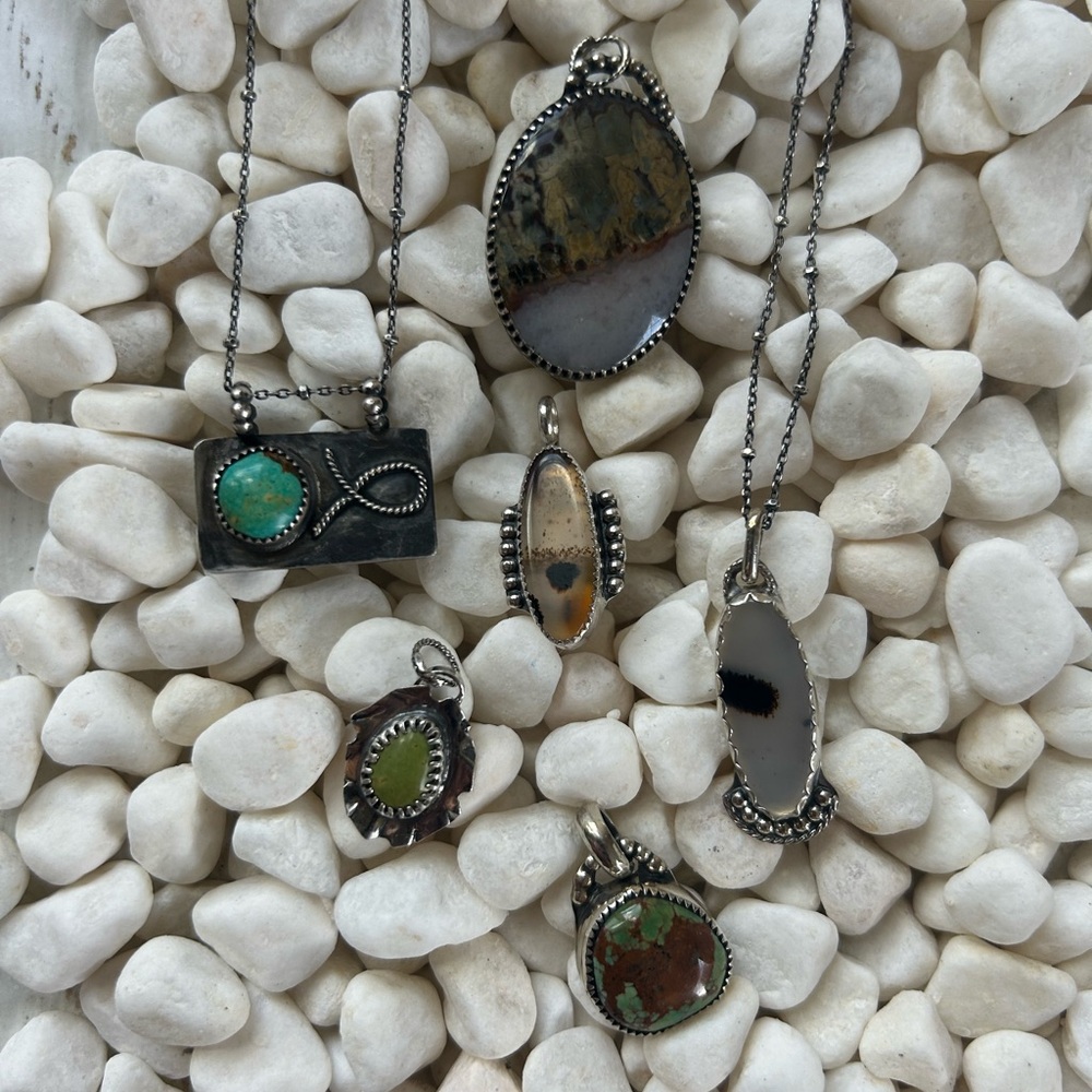 Available on my website! Crixsilver.com

https://crixsilver.com